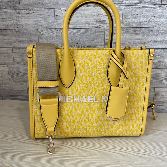 Michael Kors Small Golden Yellow Mirella Tote and wallet - Picture 4 of 14